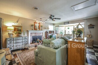 1125 Timbergrove Dr in Knoxville, TN - Building Photo - Building Photo