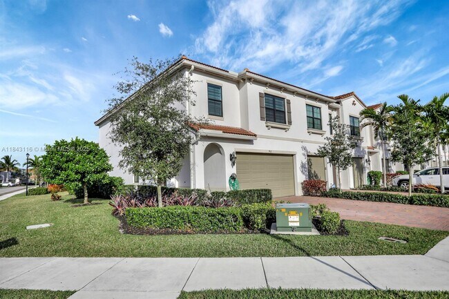 9517 Glider Wy
