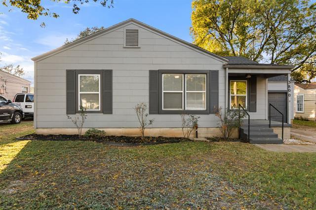 3800 Desert Ridge Dr in Fort Worth, TX - Building Photo - Building Photo