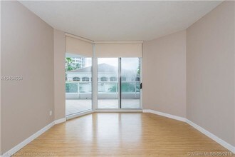 21150 Point Pl-Unit -404 in Aventura, FL - Building Photo - Building Photo