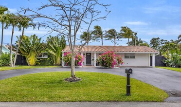 366 Elm Ave in Jupiter, FL - Building Photo - Building Photo