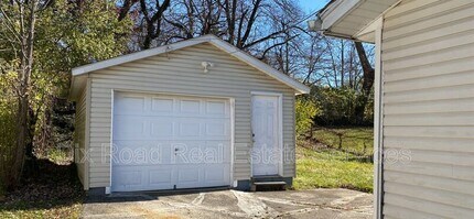 2102 Piccadilly Ave in Dayton, OH - Building Photo - Building Photo