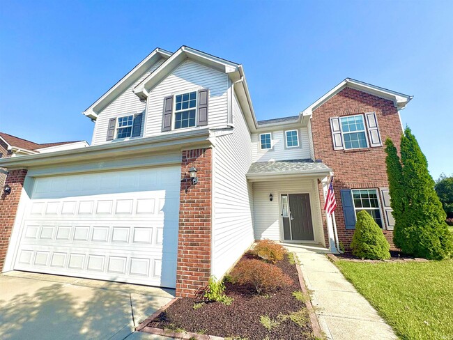 2625 Wildflower Ln in Greenwood, IN - Building Photo - Building Photo