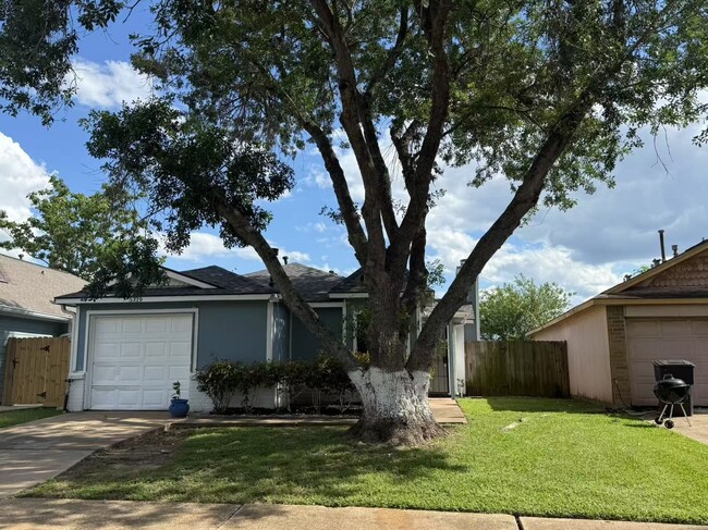 property at 5719 Lycomb Dr