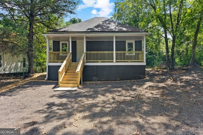 88 Sheppard St