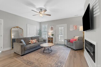 32 English Commons Dr in Lynchburg, VA - Building Photo - Building Photo