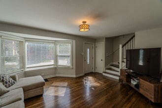 4210 Maple Ave in Brookfield, IL - Building Photo - Building Photo
