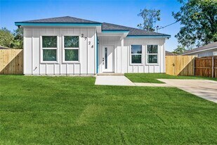 2724 Swanson St in Dallas, TX - Building Photo