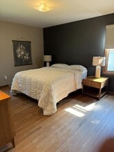 1043 Buchholz Dr in Wooster, OH - Building Photo - Building Photo