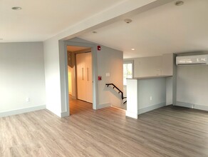 15 Myrtle Ave in Westport, CT - Building Photo - Building Photo