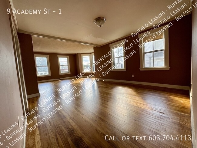 9 Academy St in Tilton, NH - Building Photo - Building Photo
