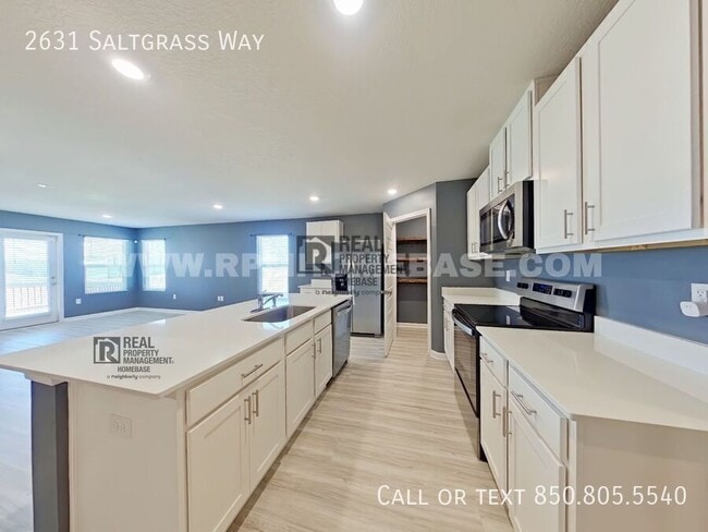 2631 Saltgrass Wy in Crestview, FL - Building Photo - Building Photo