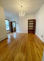 105 W Elm St, Unit 1 in New Haven, CT - Building Photo