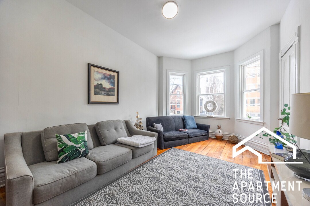 1626 N Fairfield Ave, Unit 2 in Chicago, IL - Building Photo