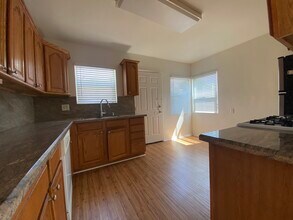 1621 Del Amo Blvd, Unit 1621 Del Amo in Torrance, CA - Building Photo - Building Photo
