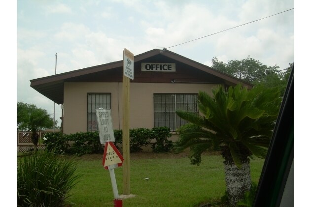 100 N Helen Moore Rd in San Benito, TX - Foto de edificio - Other