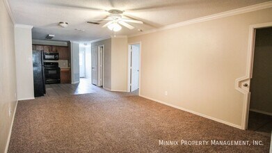 809 N Englewood Ave-Unit -B in Lubbock, TX - Building Photo - Building Photo