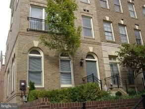 2324 Cobble Hill Terrace in Silver Spring, MD - Building Photo - Building Photo