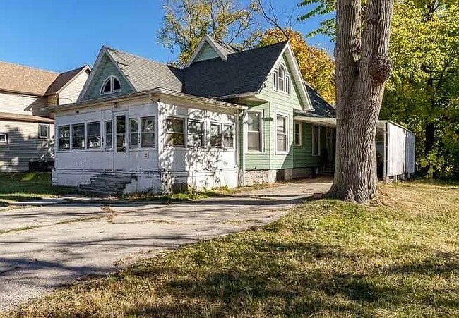 property at 407 Forest Ave