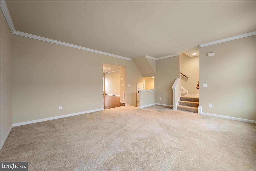 105 Domino Ct in Stephenson, VA - Building Photo