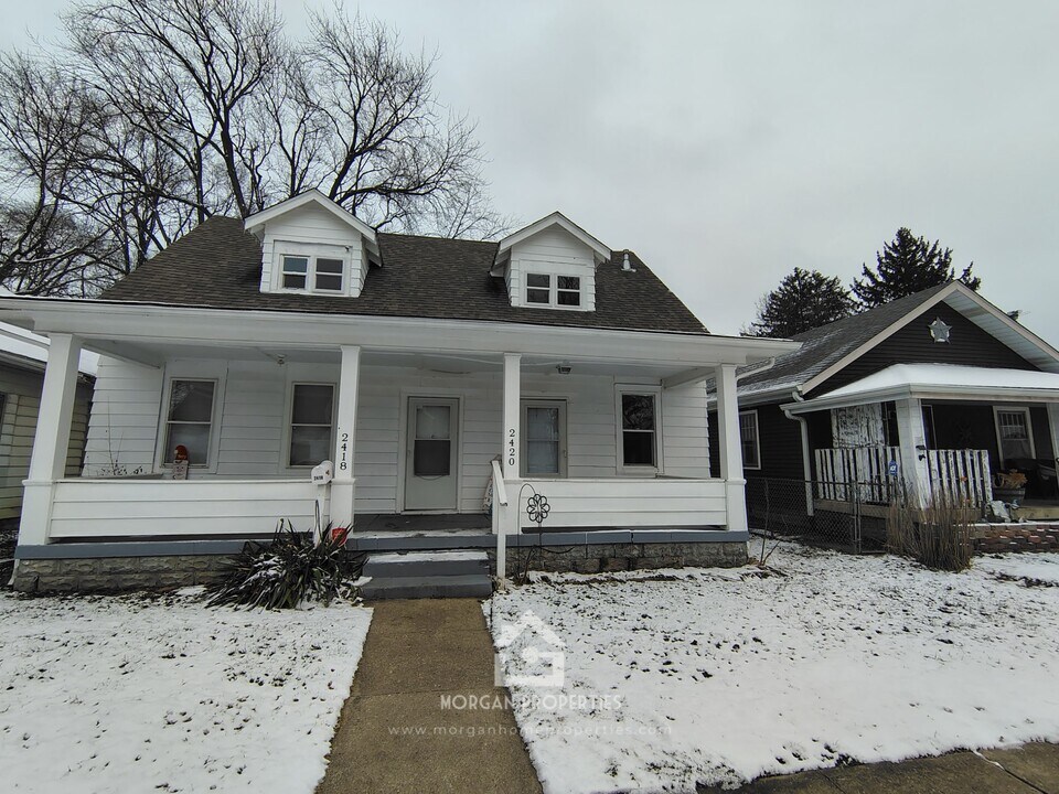 2420 Fletcher St in Anderson, IN - Foto de edificio