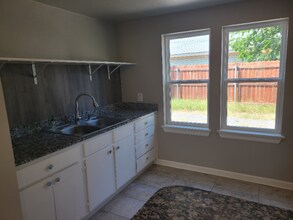 2211 N Classen Blvd in Oklahoma City, OK - Building Photo - Building Photo