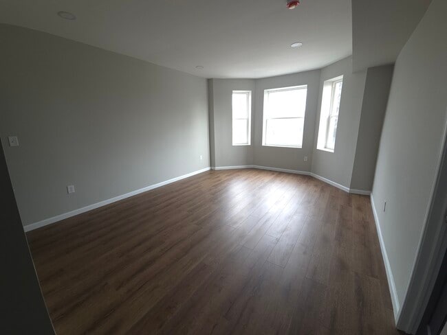 2732 Reisterstown Rd, Unit 2 in Baltimore, MD - Building Photo - Building Photo