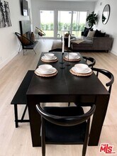 5630 Vantage Ave in Los Angeles, CA - Building Photo - Building Photo