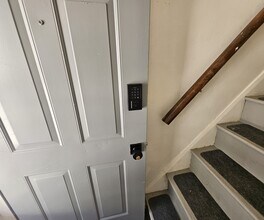 837 Stanton Ave in Pittsburgh, PA - Building Photo - Building Photo