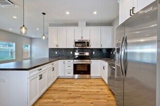 6834 Tower St in La Mesa, CA - Building Photo - Building Photo
