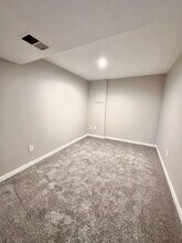 9133 Ames Ave in Omaha, NE - Building Photo - Building Photo