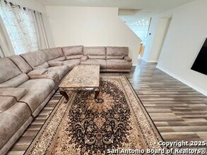 10214 Sandbrook Hill in San Antonio, TX - Building Photo - Building Photo