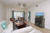 757 Wiggins Lake Dr in Naples, FL - Building Photo - Building Photo