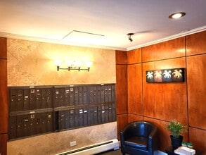 4600 N Cumberland Ave in Chicago, IL - Building Photo - Building Photo