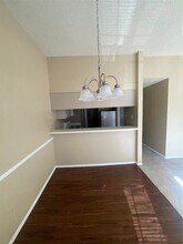 2263 Millstone Dr, Unit B in Houston, TX - Building Photo - Building Photo