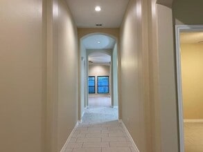 507 Altozano Dr in Laredo, TX - Building Photo - Building Photo