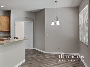 449 Arch Ridge Loop in Seffner, FL - Building Photo - Building Photo