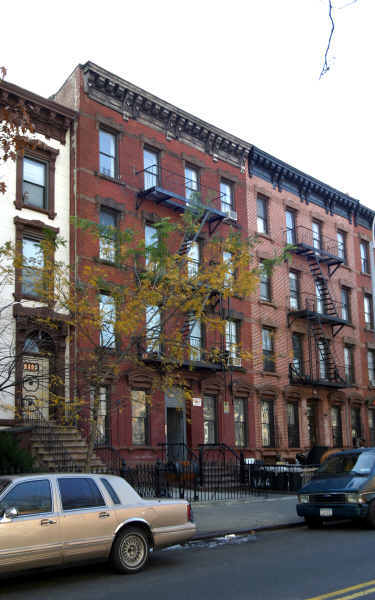 346 Gates Ave in Brooklyn, NY - Building Photo