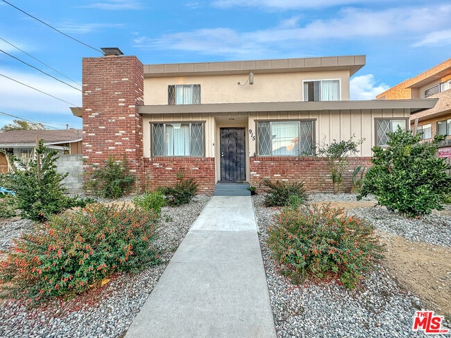 915 Enterprise Ave in Inglewood, CA - Building Photo - Building Photo