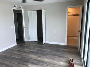 467 W Shore Dr in Summerland Key, FL - Building Photo - Building Photo