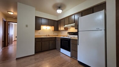 2500 Honey Lou Ct in Appleton, WI - Building Photo - Building Photo