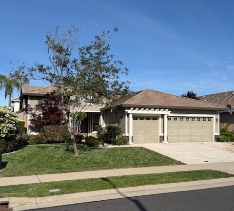 6048 Great Basin Dr in Roseville, CA - Building Photo - Building Photo
