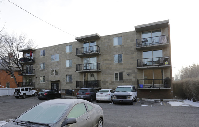 1727 10A St SW in Calgary, AB - Building Photo - Building Photo