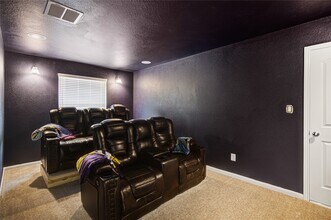 24210 Leonforte Dr in Richmond, TX - Foto de edificio - Building Photo