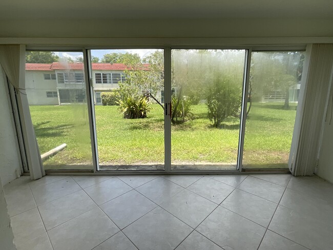 property at 21 Abbey Ln