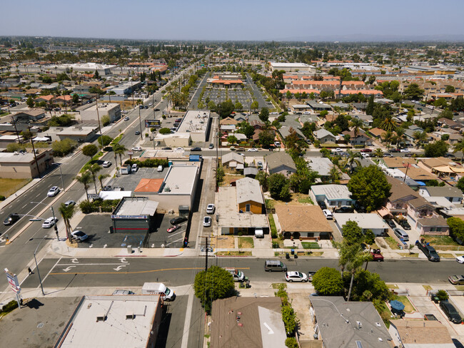 12215 223rd St in Hawaiian Gardens, CA - Building Photo - Building Photo