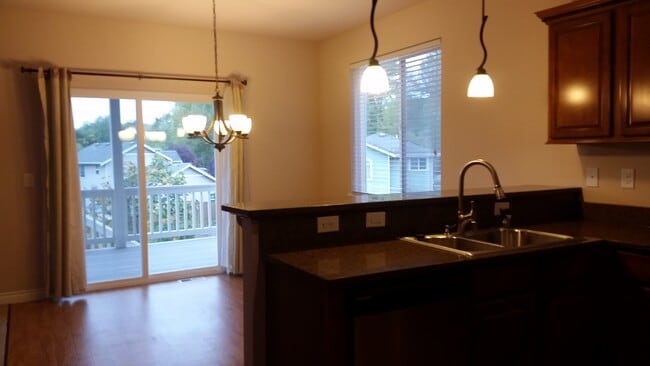 4235 Stonecrest Ct in Bellingham, WA - Building Photo - Building Photo