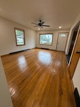 972 Chester Ave in Akron, OH - Building Photo - Building Photo