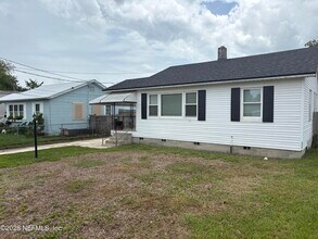 4458 Manchester Rd in Jacksonville, FL - Building Photo - Building Photo