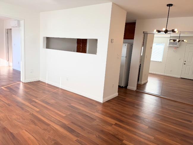 4953 Barstow St in Los Angeles, CA - Building Photo - Building Photo